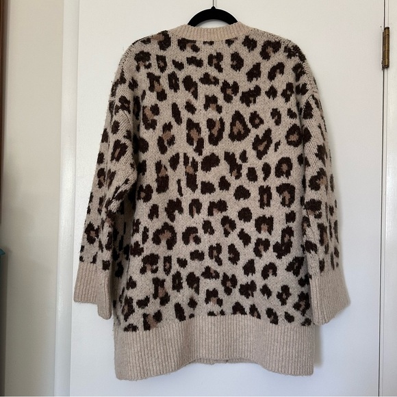 J. Crew Animal Print Oversized Cardigan Sweater Jacket Womens Medium Merino - Picture 7 of 8